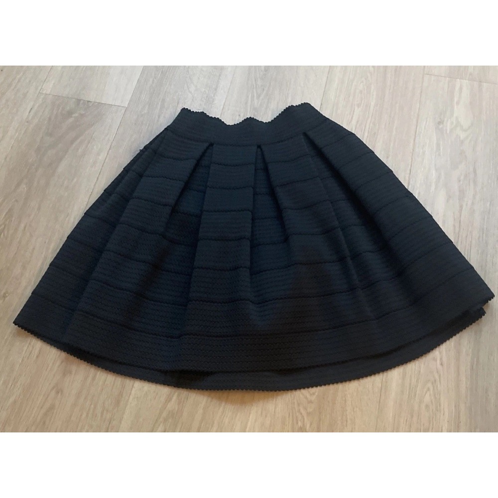 Express Black Textured Pleated Mini Skirt Women's‎ XS Fit & Flare A-Line